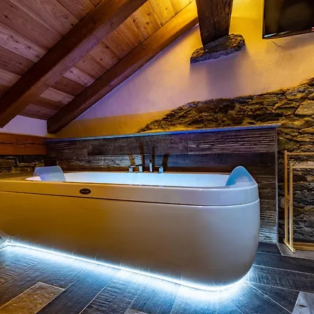 Domaine Valleise - Wine & בית הארחה Arnad