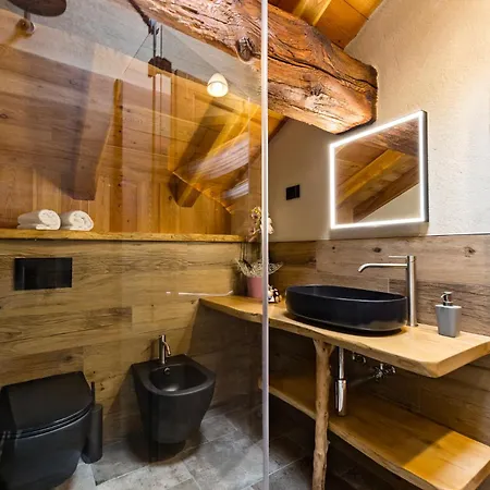 Domaine Valleise - Wine & בית הארחה Arnad