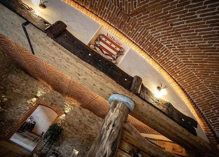 Domaine Valleise - Wine & בית הארחה