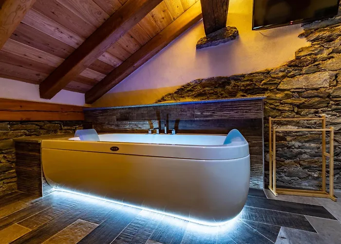 Domaine Valleise - Wine & בית הארחה Arnad