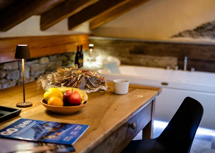 Domaine Valleise - Wine & 3* Arnad